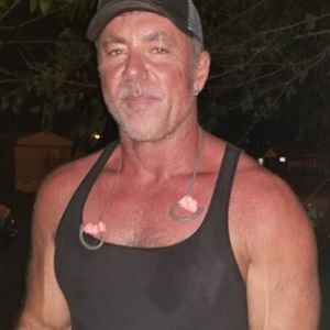 Meet your Posher, Troy